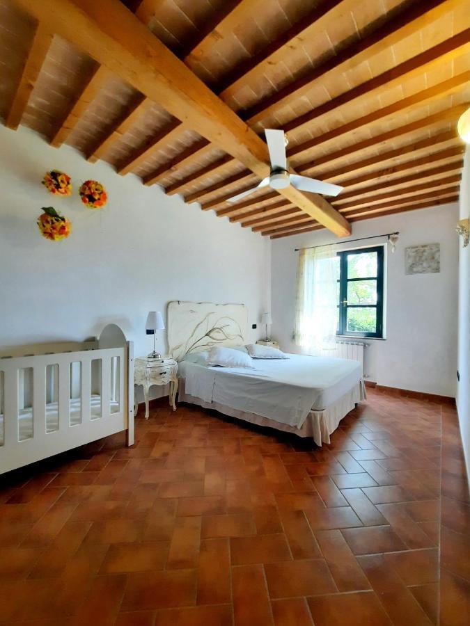 Il Casolare Val Di Mare Lejlighed Riparbella Eksteriør billede